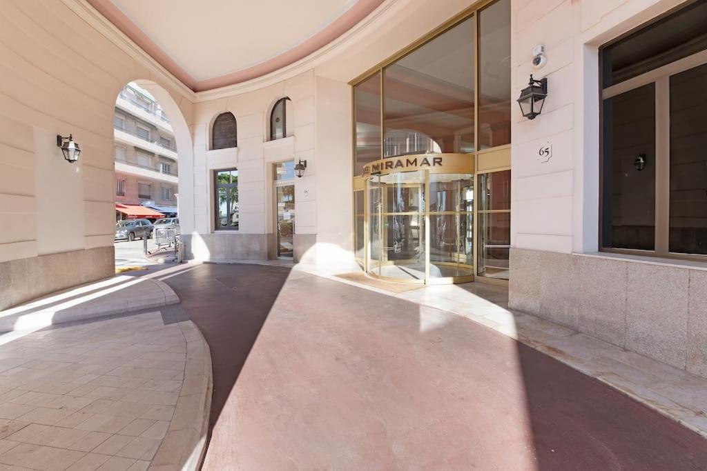 Apartment Palais Miramar - & E37 - 20m - Croisette Emplacement Unique - Wifi - Clim Cannes